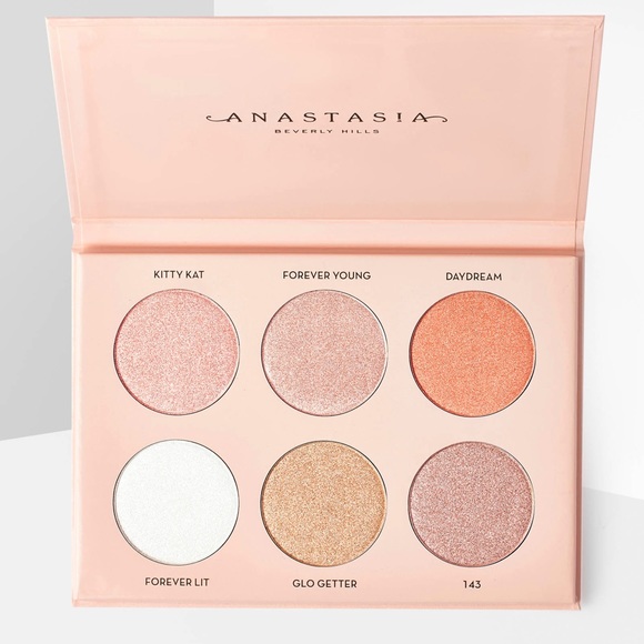 Anastasia Beverly Hills Glow Kit - Picture 1 of 7